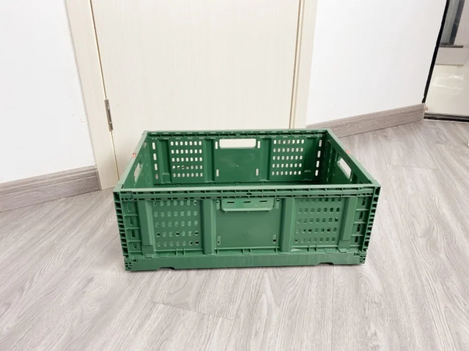 Front view of the TY6040195W-S collapsible produce crate
