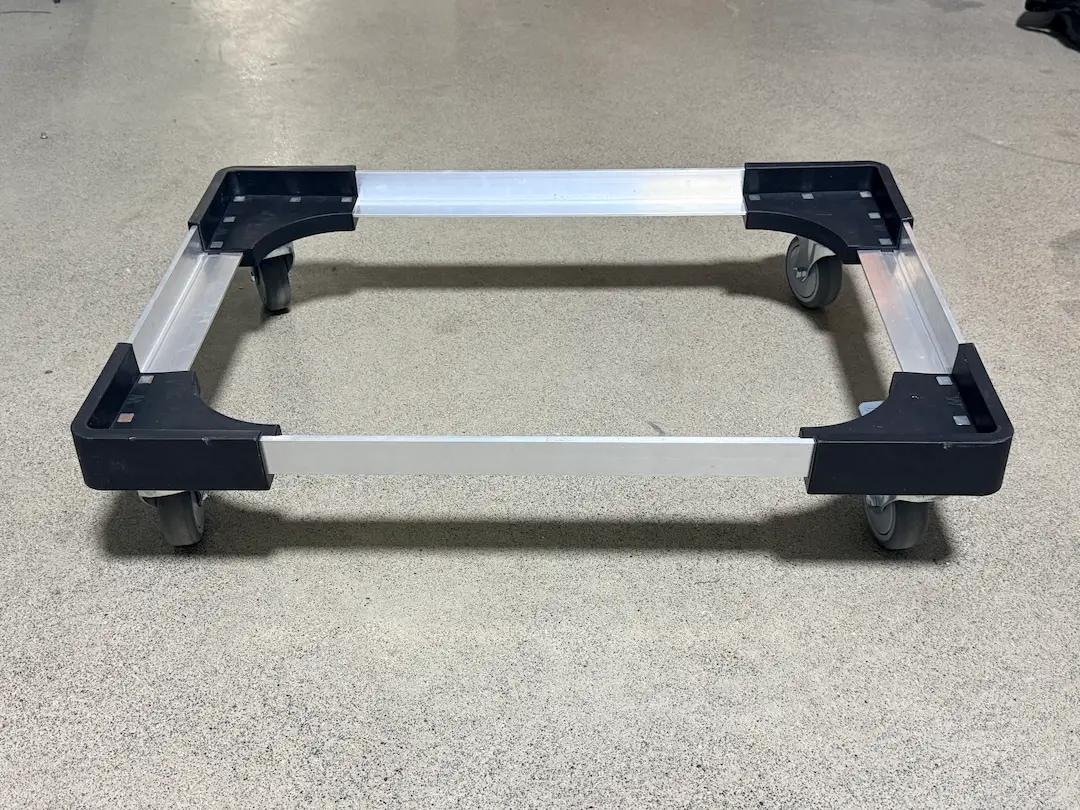 QYWG5640 Compact Aluminum Crate Dolly – 560 × 400 mm QYWG5640 compact aluminum crate dolly with 560 × 400 mm frame